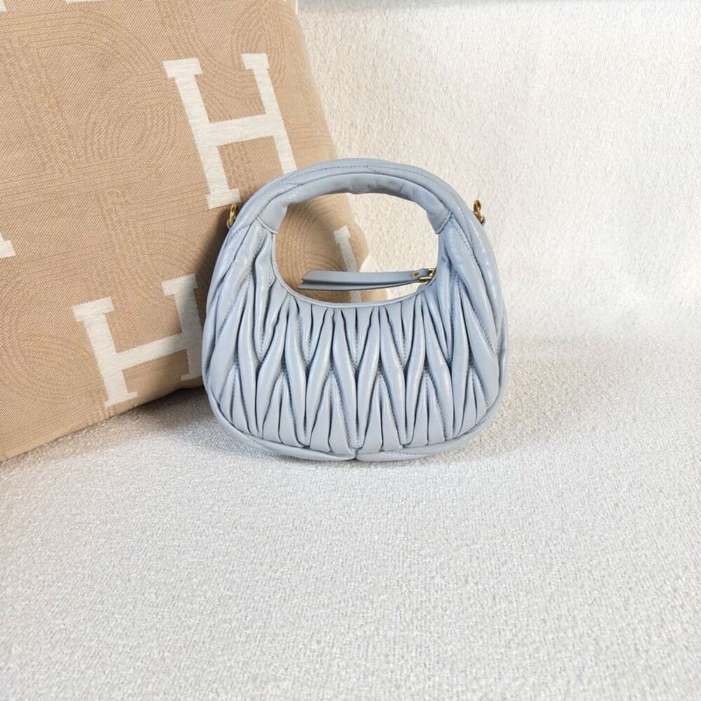 Miu Miu Women Pre-Loved Bag Very Good Condition - Picture 3 of 9